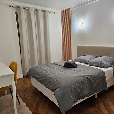 Highstay Champs Elysees Arc De Triomphe * Párizs