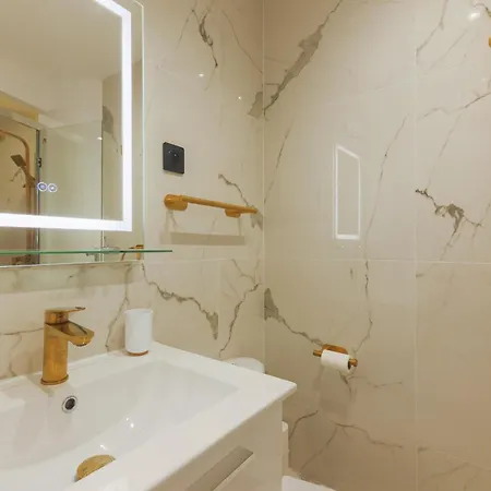 Highstay Champs Elysees Arc De Triomphe *