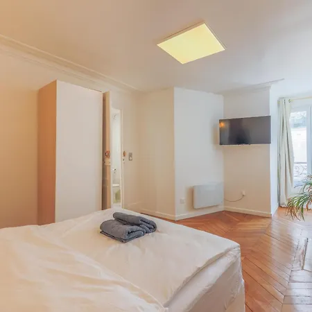 Highstay Champs Elysees Arc De Triomphe * Párizs