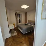 Highstay Champs Elysees Arc De Triomphe