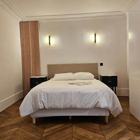 Highstay Champs Elysees Arc De Triomphe * Parigi