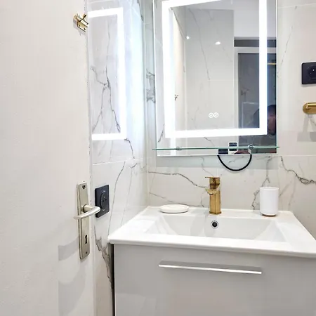 Highstay Champs Elysees Arc De Triomphe *