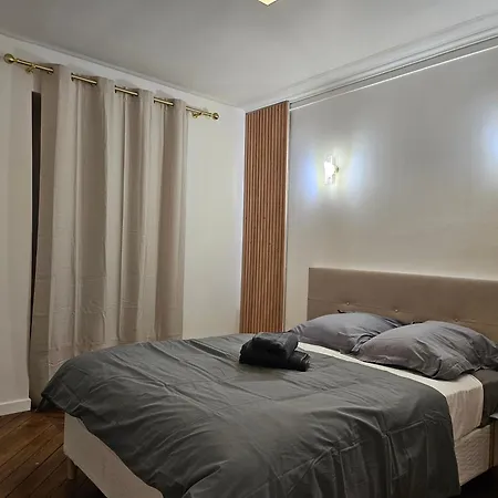 Highstay Champs Elysees Arc De Triomphe * Parigi