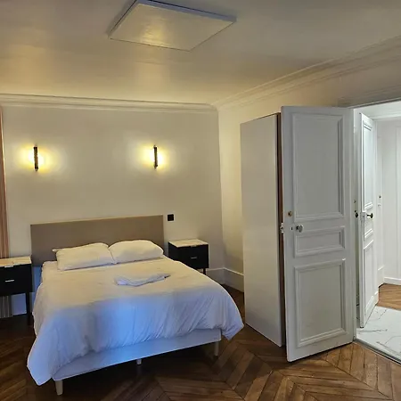 Appartamento Highstay Champs Elysees Arc De Triomphe Parigi