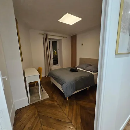 Highstay Champs Elysees Arc De Triomphe