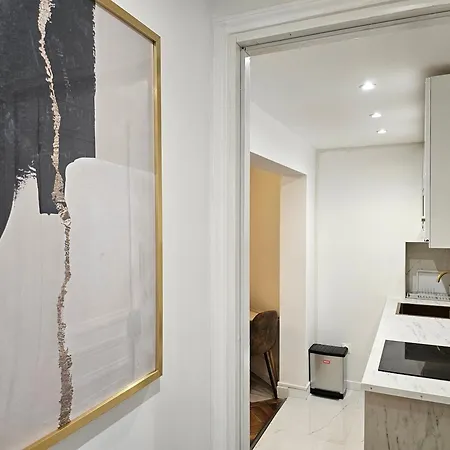 Appartamento Highstay Champs Elysees Arc De Triomphe Parigi