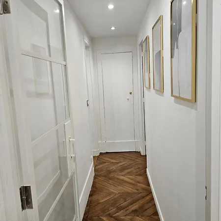 Appartamento Highstay Champs Elysees Arc De Triomphe Parigi